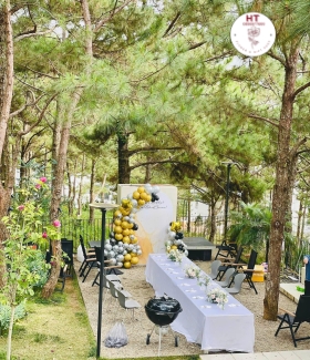 TIỆC SINH NHẬT NGOÀI TRỜI
