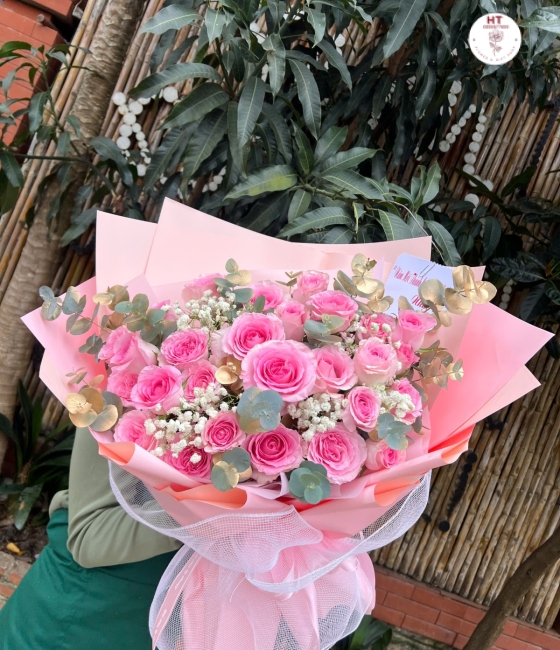 HỒNG THẮM