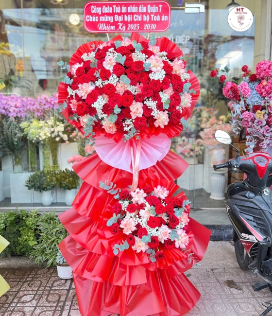 KỆ CHÚC MỪNG 06